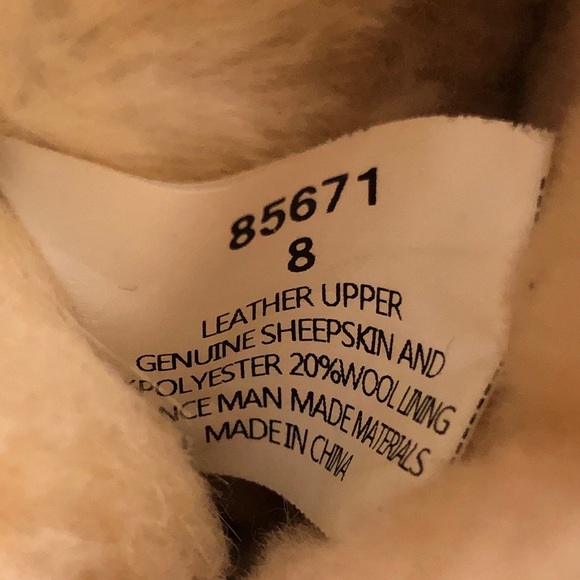 Minnetonka Olympia Sheepskin Winter Boots 8 - Picture 8 of 12